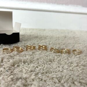 mark. Elegant Gold Women's Rings